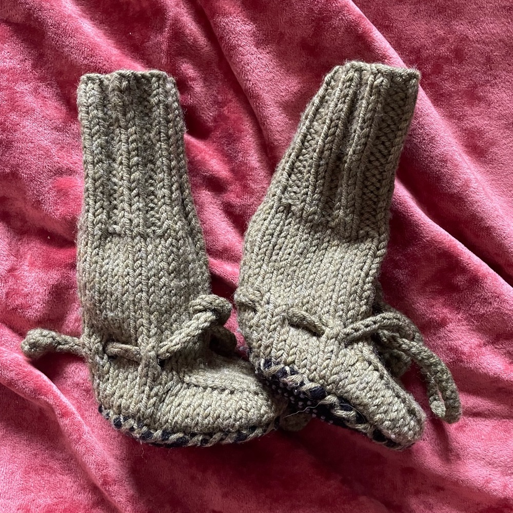 Sloomb booties